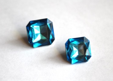 пуговицы col 6-18 мм (square glass 103 xl-03) 900 шт.