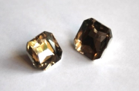 Пуговицы COL 10-18 мм (square glass 103 xl-03) 900 шт.