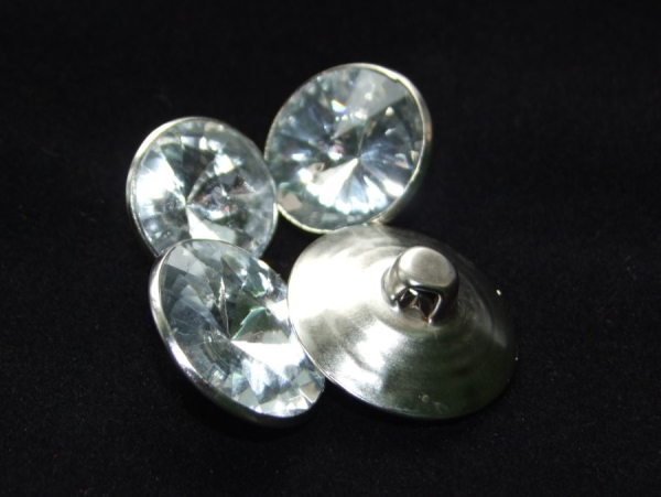 пуговица d-18 (акрил)