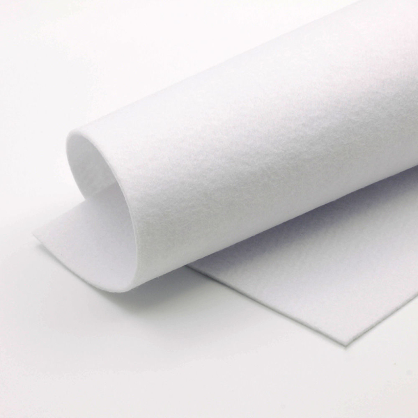 войлок шир.2,1-500 (белый)